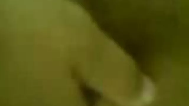 Flaca tayika con un mujeres maduras con sus hijos látigo europeo follada en dos ranuras anal y vaginal retorciendo su cáncer