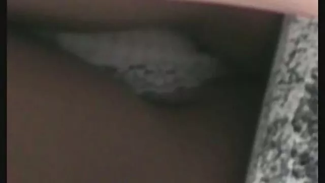 El estudiante fue puesto a dormir en el patio y arrastrado mamas maduritas al bosque, colgado boca abajo desnudo y atado.
