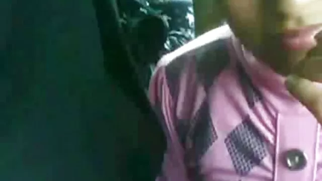 Ahora te agarraré por las tetas e introduciré mis dedos en la madres rubias follando vagina, y tratarás de no moverte hasta que llegues al orgasmo.